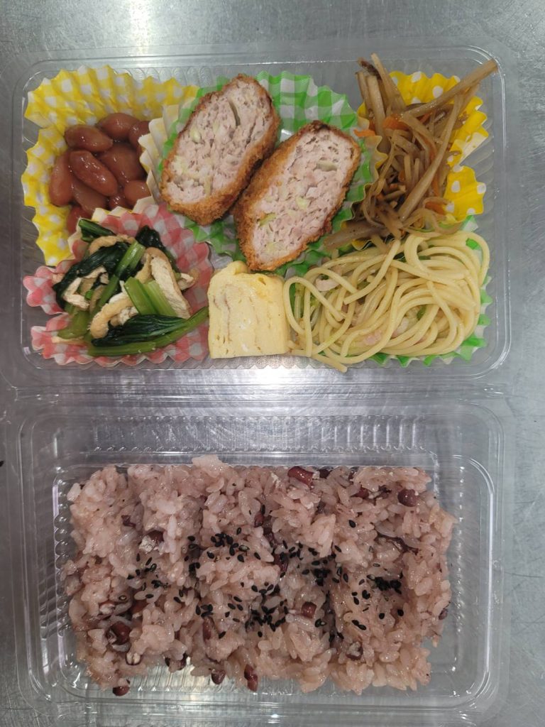 赤飯弁当