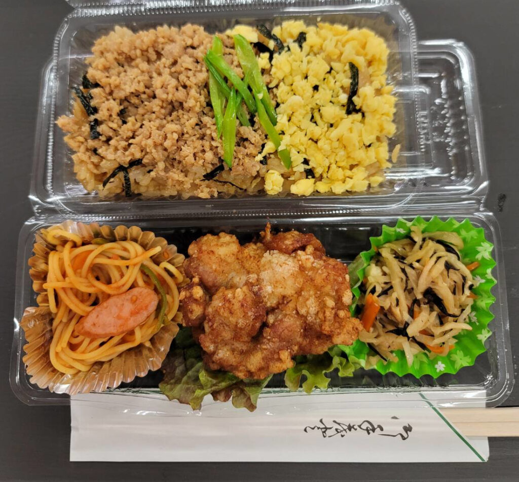 鶏肉そぼろ弁当_試作品